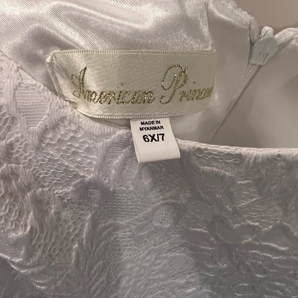 Girls dressy gorgeous white lace dress NWT - Picture 3 of 3